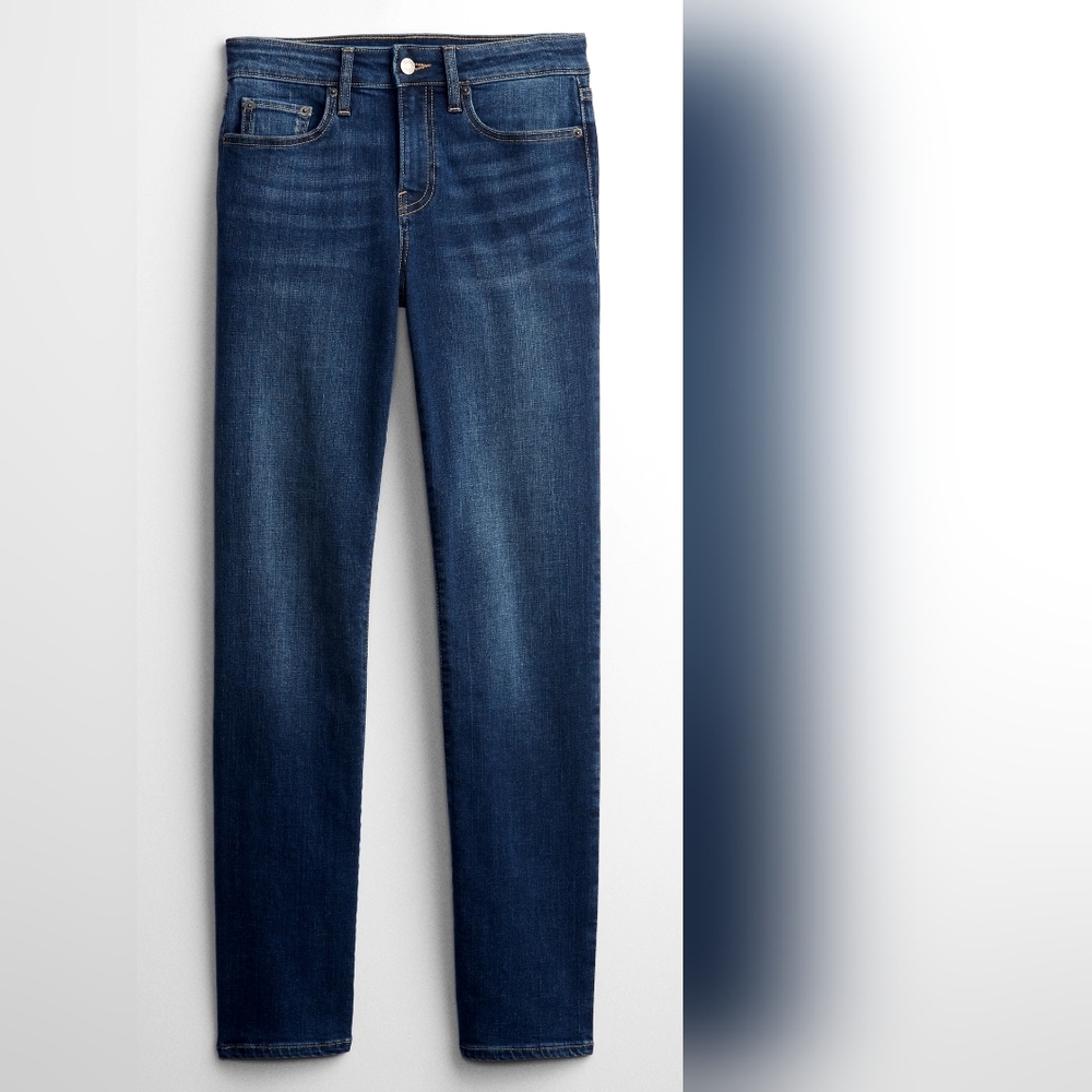 NWT Mid Rise Classic Straight Jeans